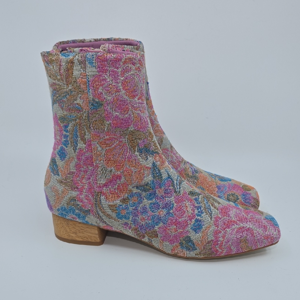 Charlotte Stone- “Henri” Boots - Color: Floral - Size: 10- Condition: NIB